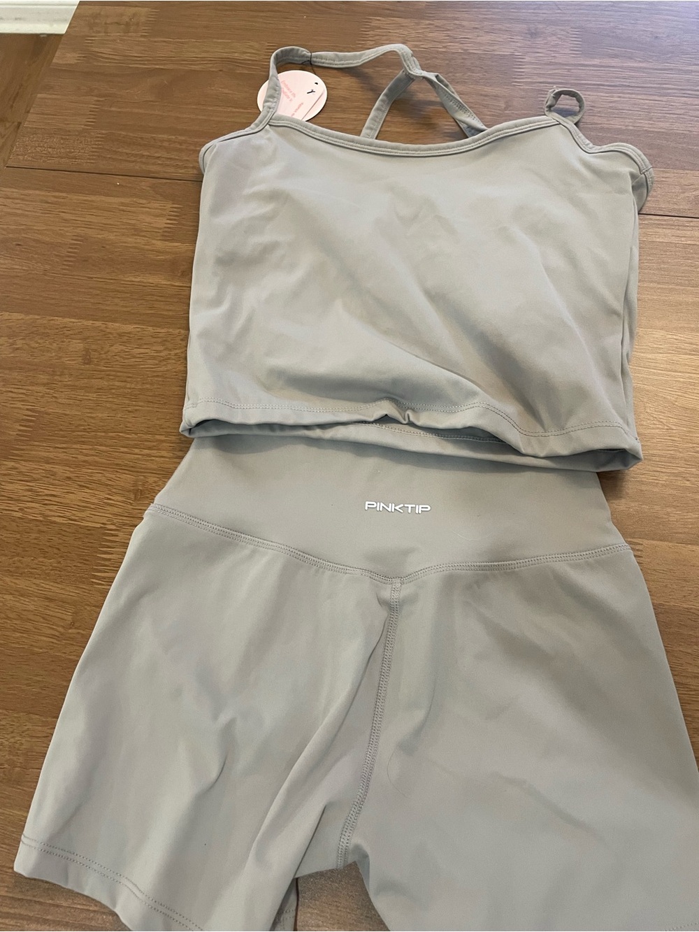Pink tip matching two piece set never worn